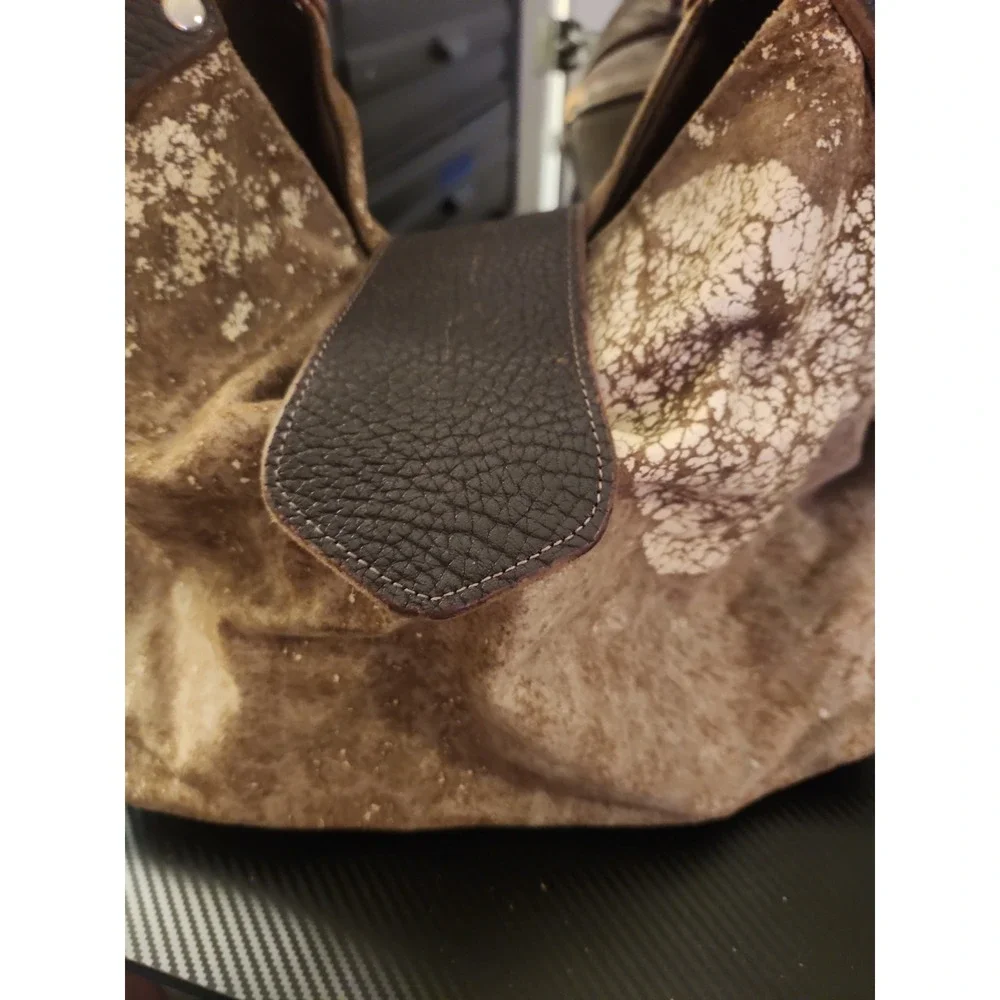 Vtg Tylie Malibu Distressed Crackle Metallic Suede Hobo Bag with Leather Accents